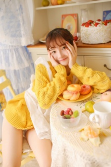 大胸奶汁乳流奶水出来白